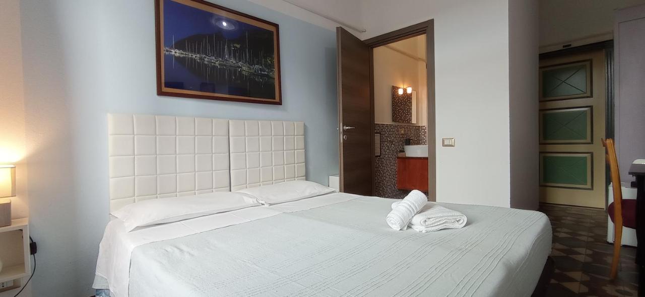 Onlyrooms III - Piazza Jenne 칼리아리 외부 사진